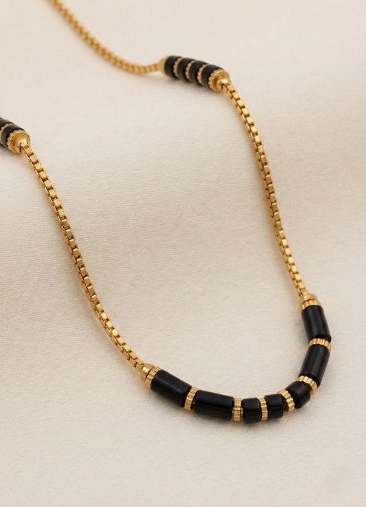 Anika Gold Halo Mangalsutra