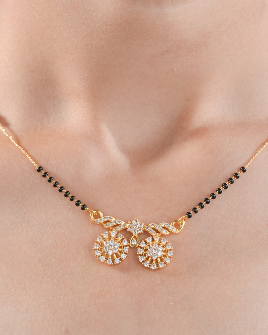 Ishita Mangalsutra aureva