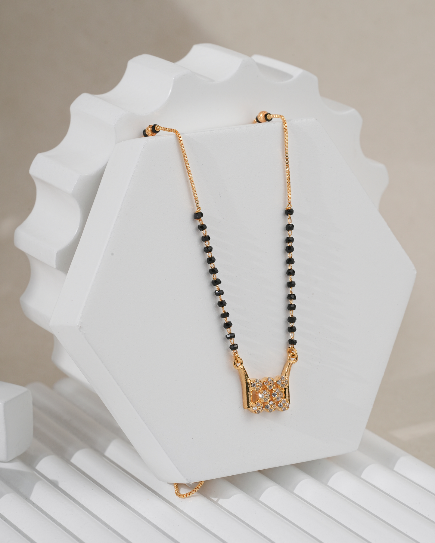 Mira Mangalsutra aureva