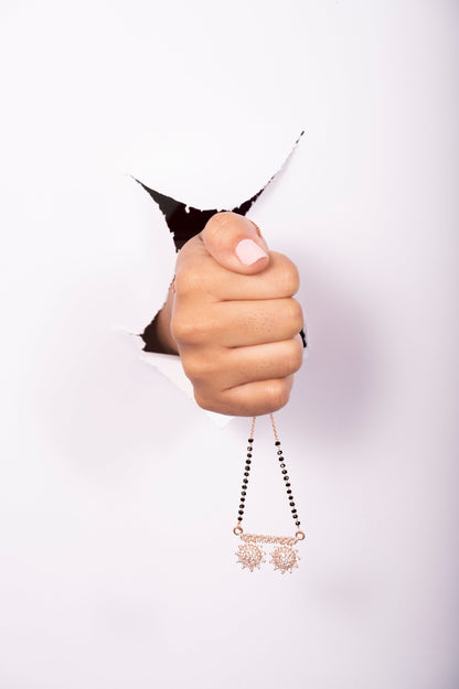 Diya Mangalsutra aureva