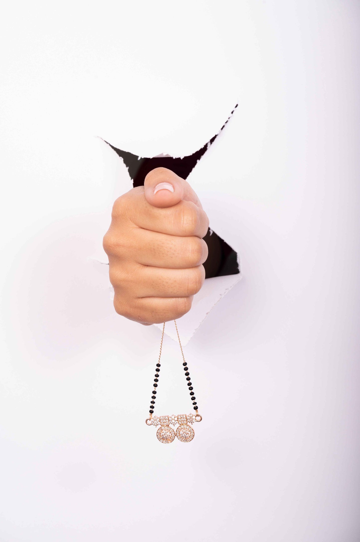 Reva Mangalsutra aureva