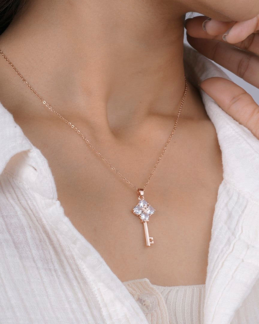 Lumina Necklace aureva