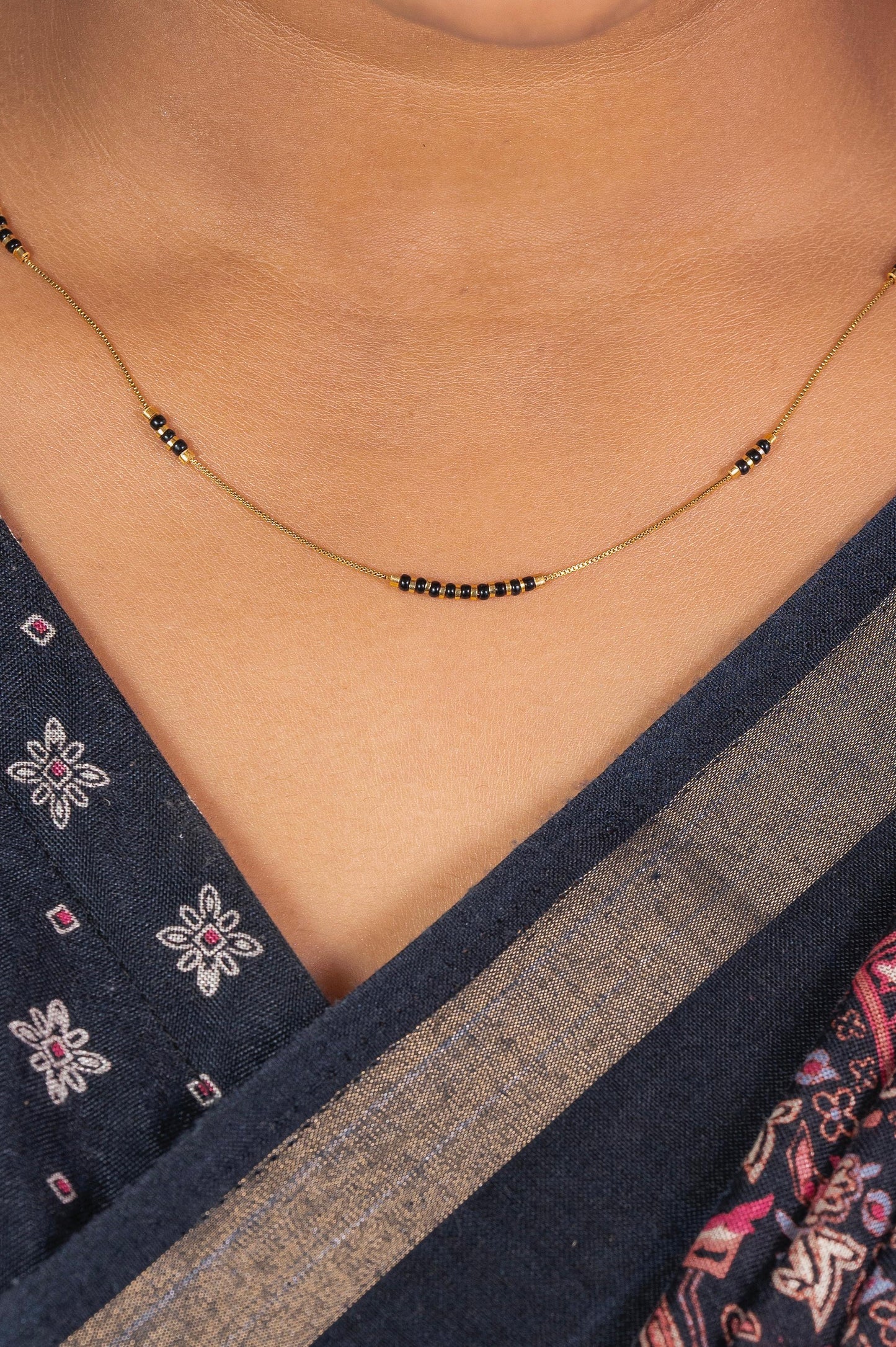 Nira Mangalsutra aureva