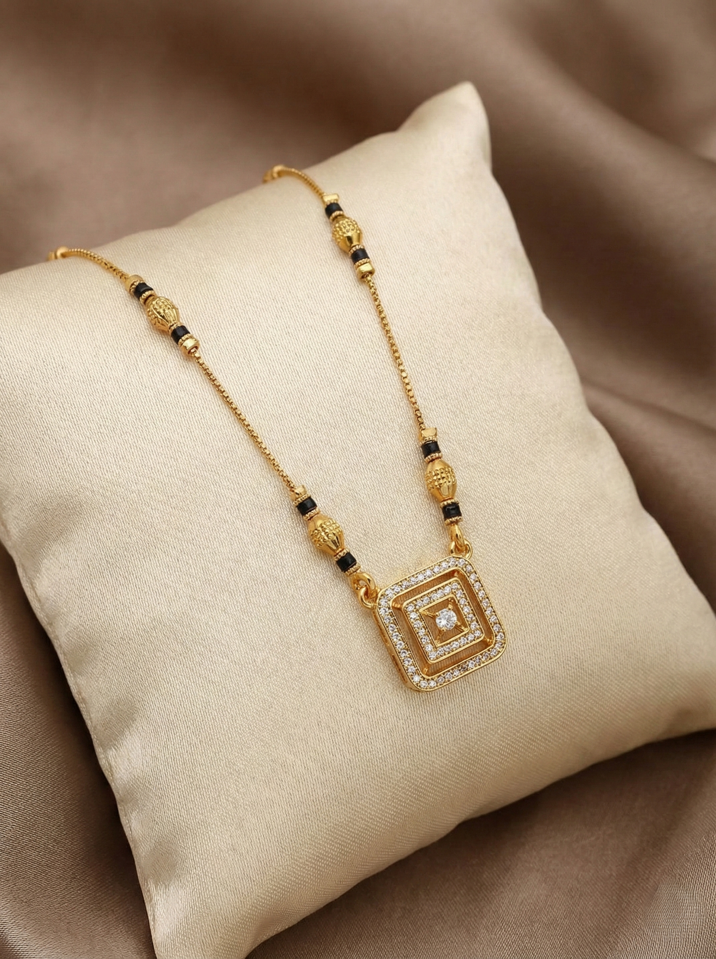 Diamond Square Mangalsutra