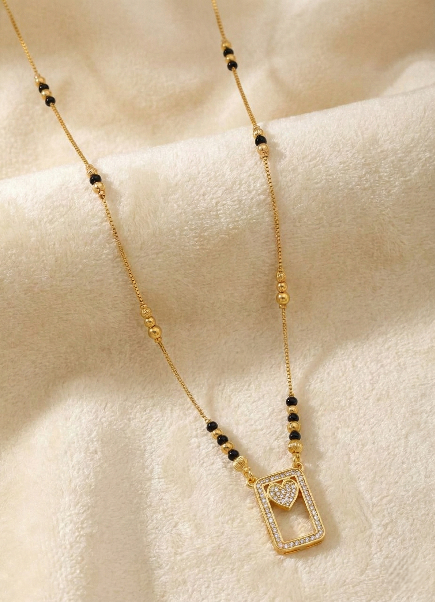 Kiara Heart Frame Mangalsutra