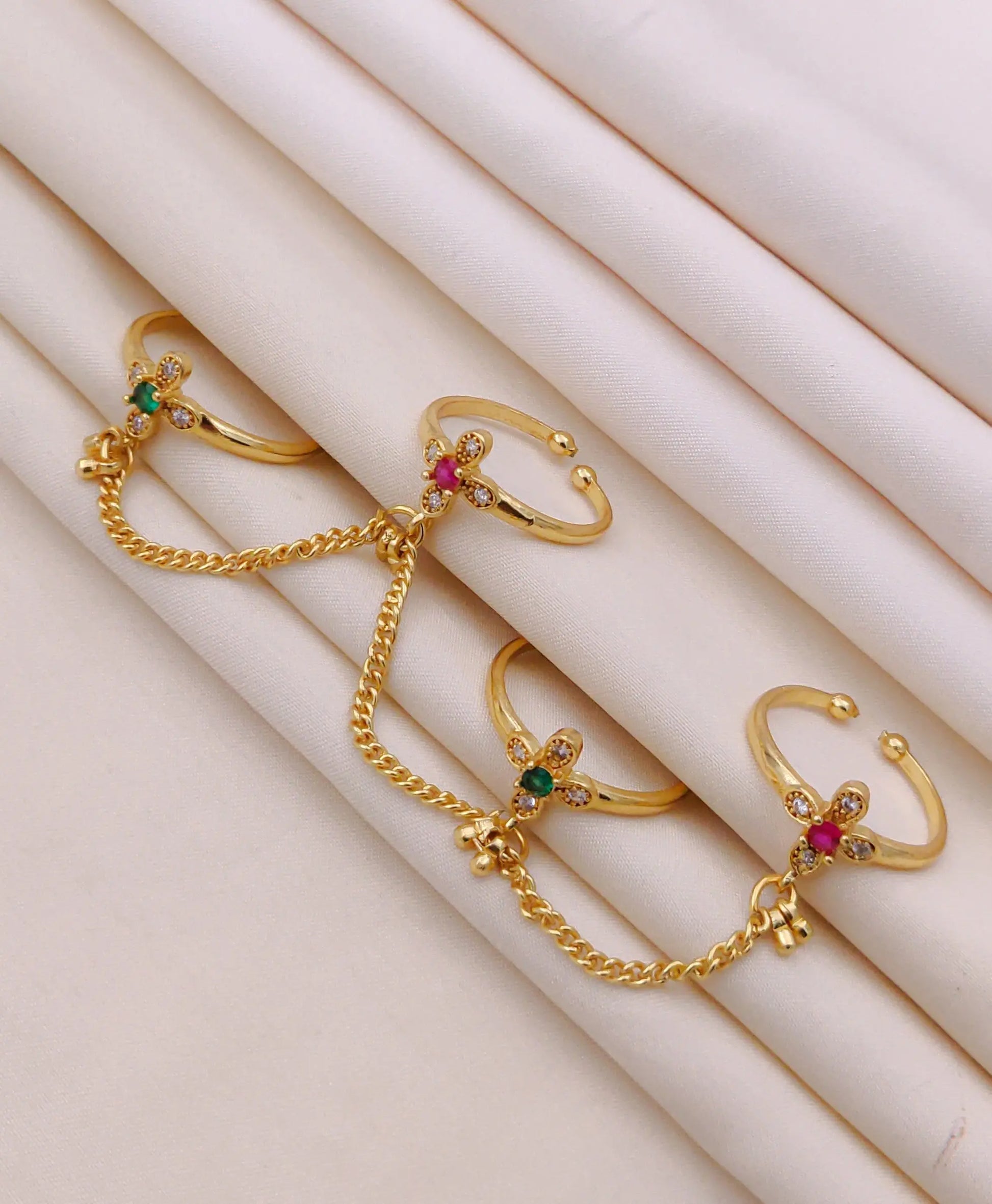 Floral Grace Chain Rings Aureva