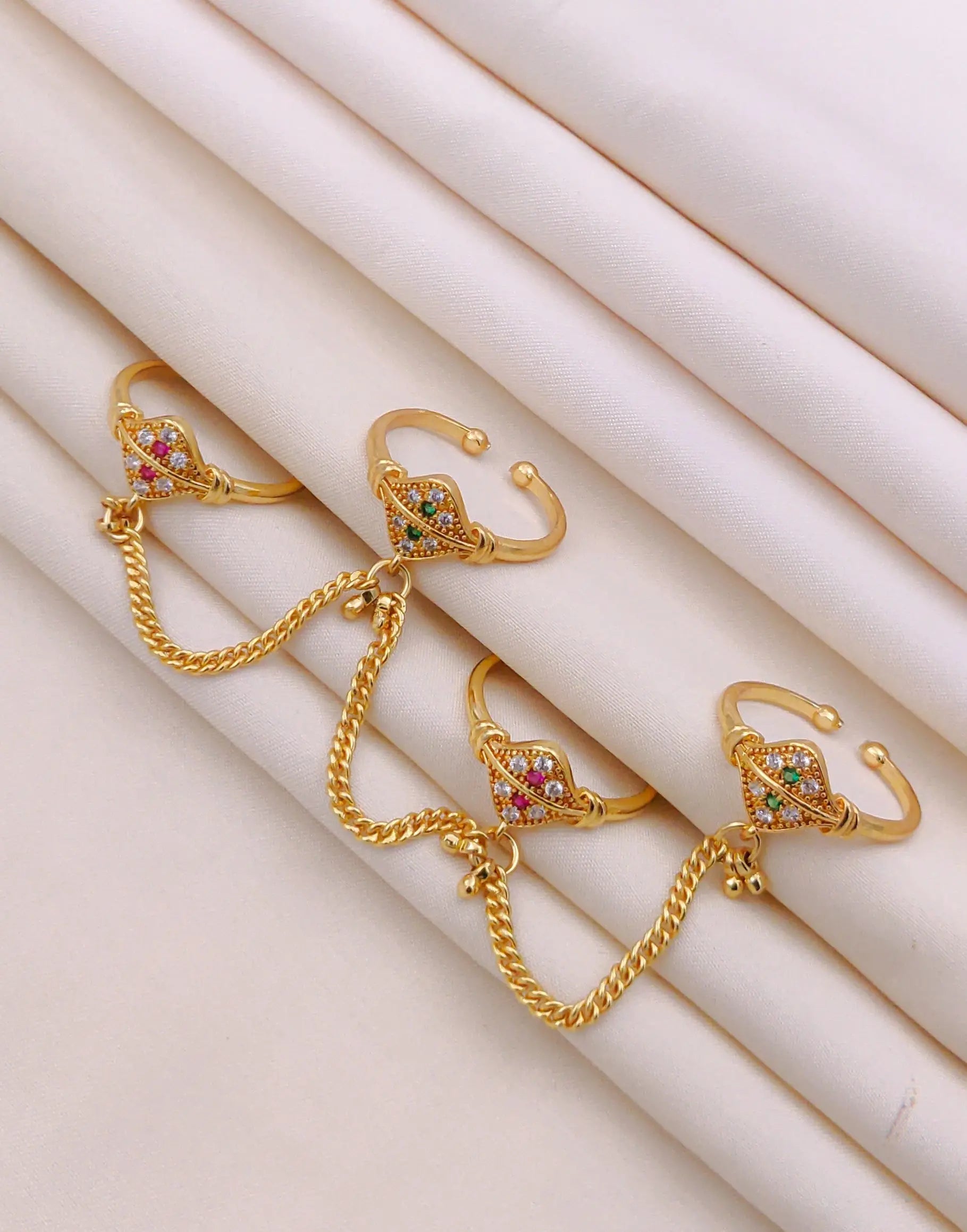 Regal Glow Chain Rings Aureva