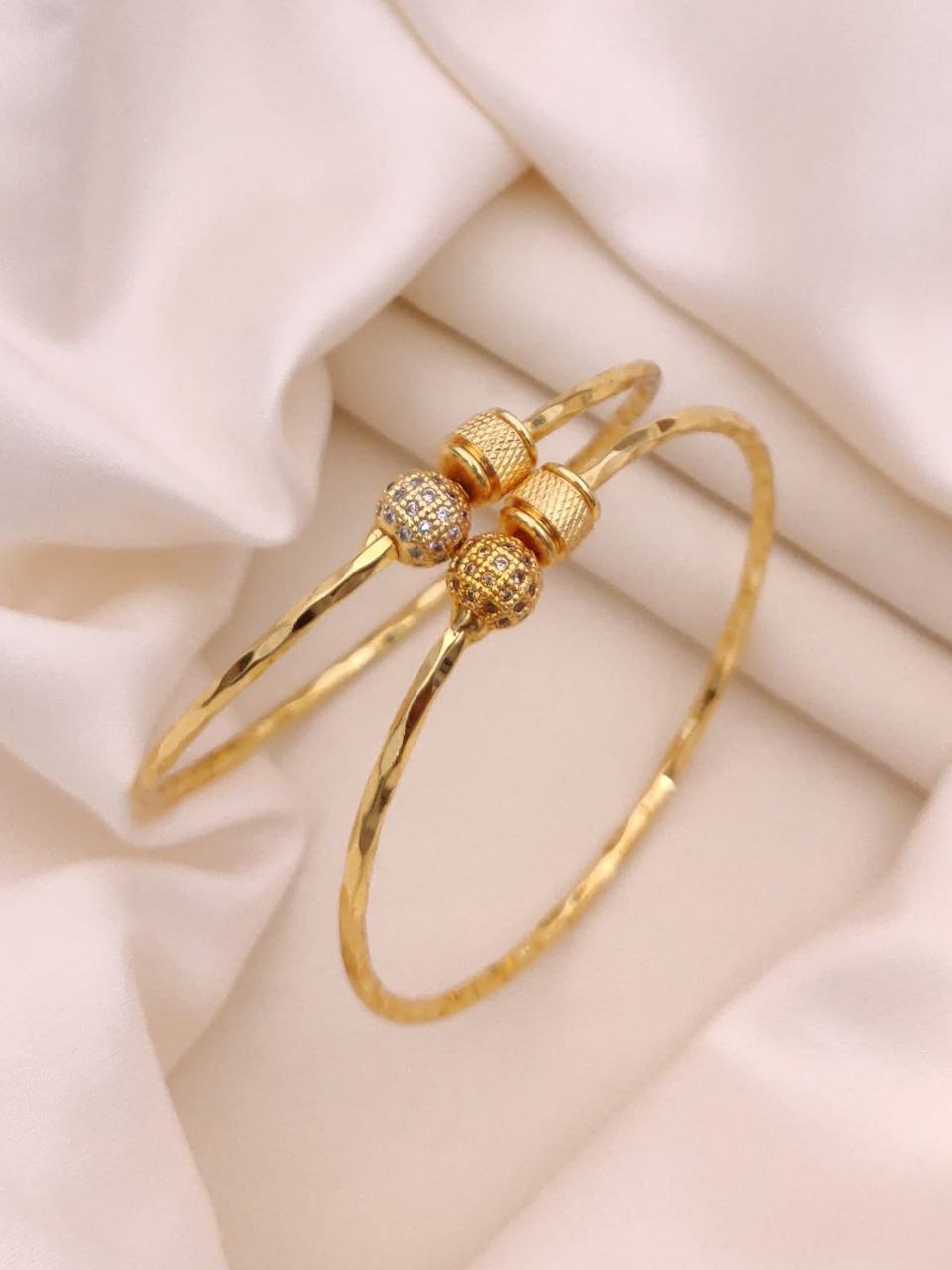 Noorvi Free Size Kadli Aureva