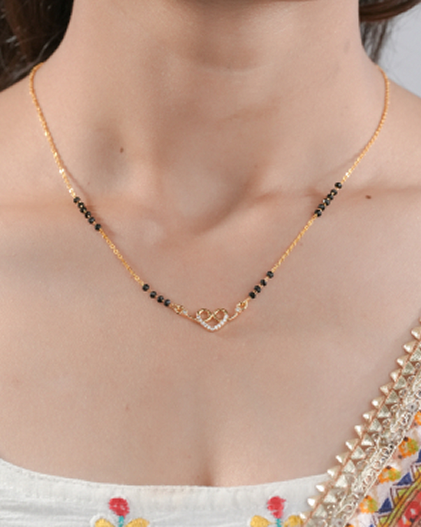 Hridaya Mangalsutra aureva