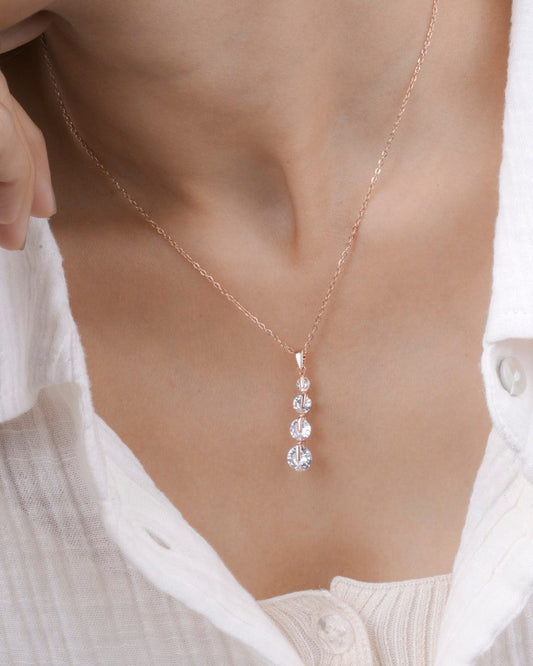 Cascade Necklace aureva