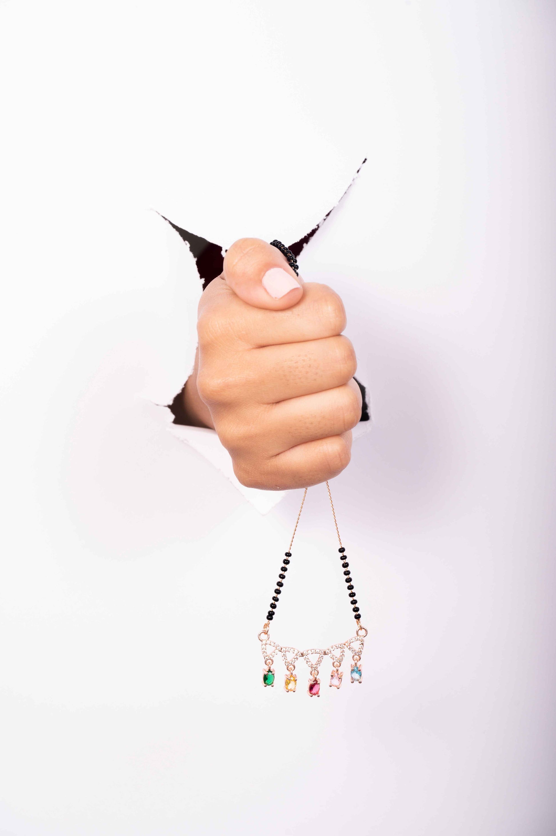 Varnika Mangalsutra aureva