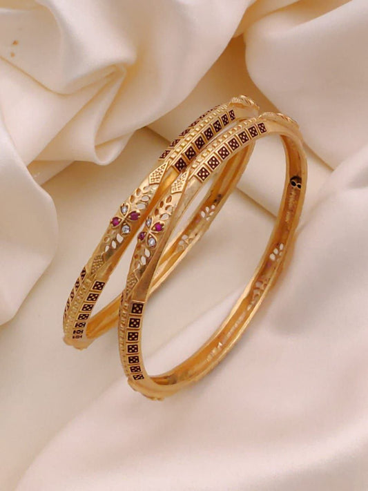 Nishta Weave Gold-Plated Bangles