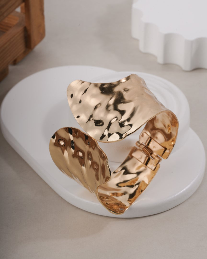 Tortoise Wave Cuff aureva