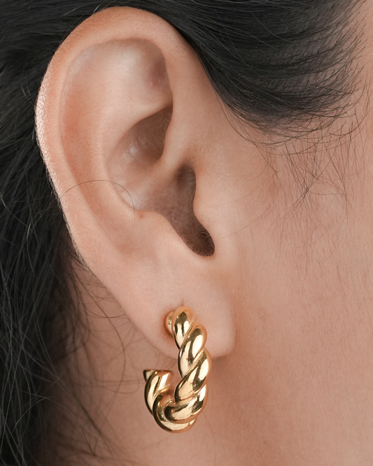 Twisted Hoop Earrings aureva