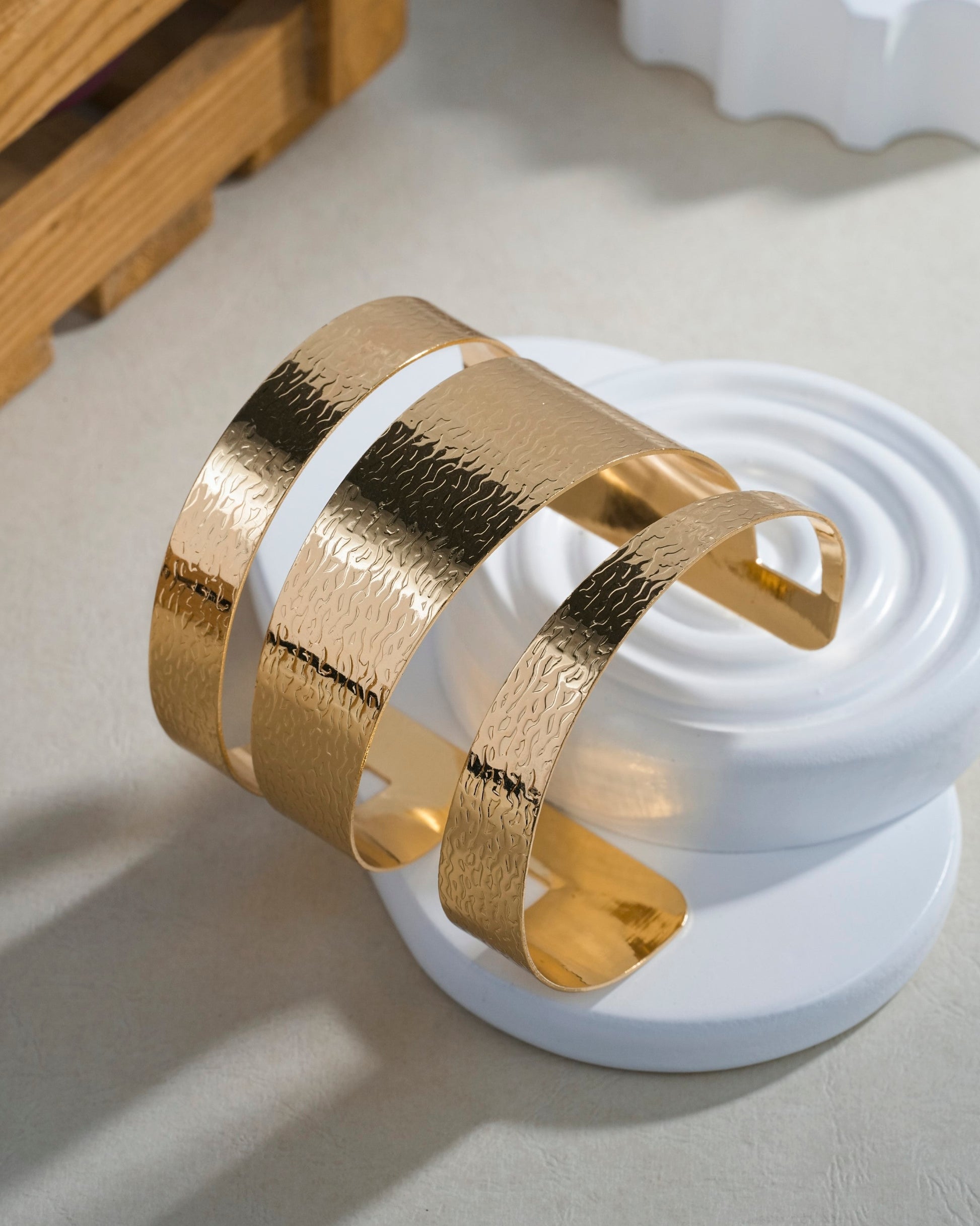 Hammered Cuff aureva