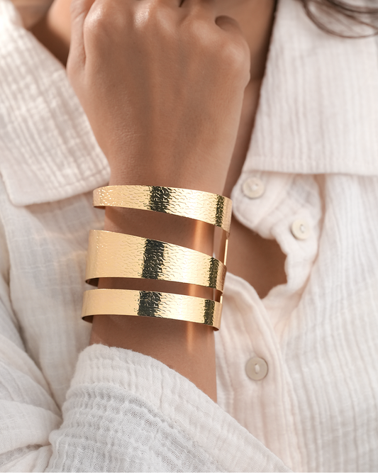 Hammered Cuff aureva
