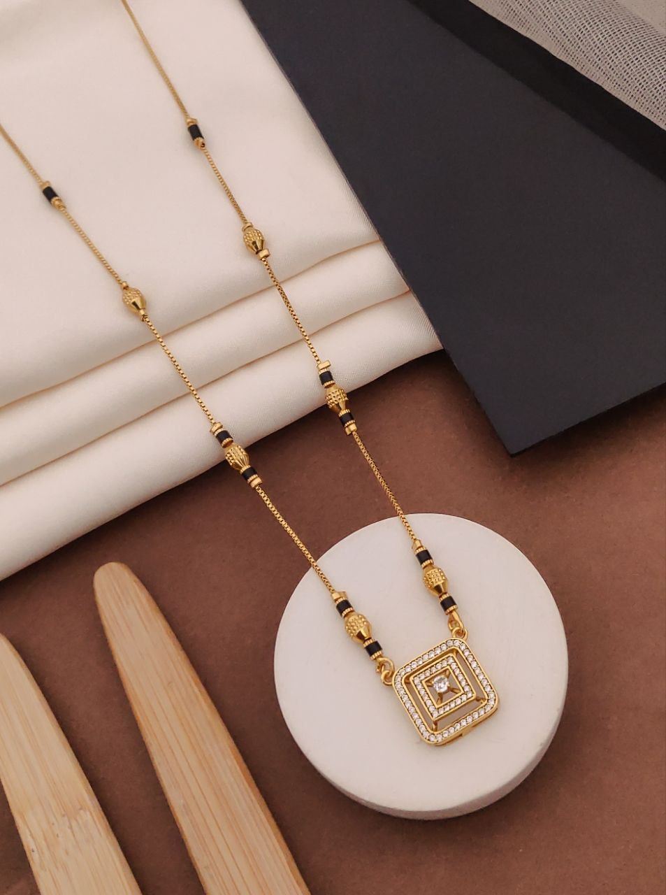 Diamond Square Mangalsutra