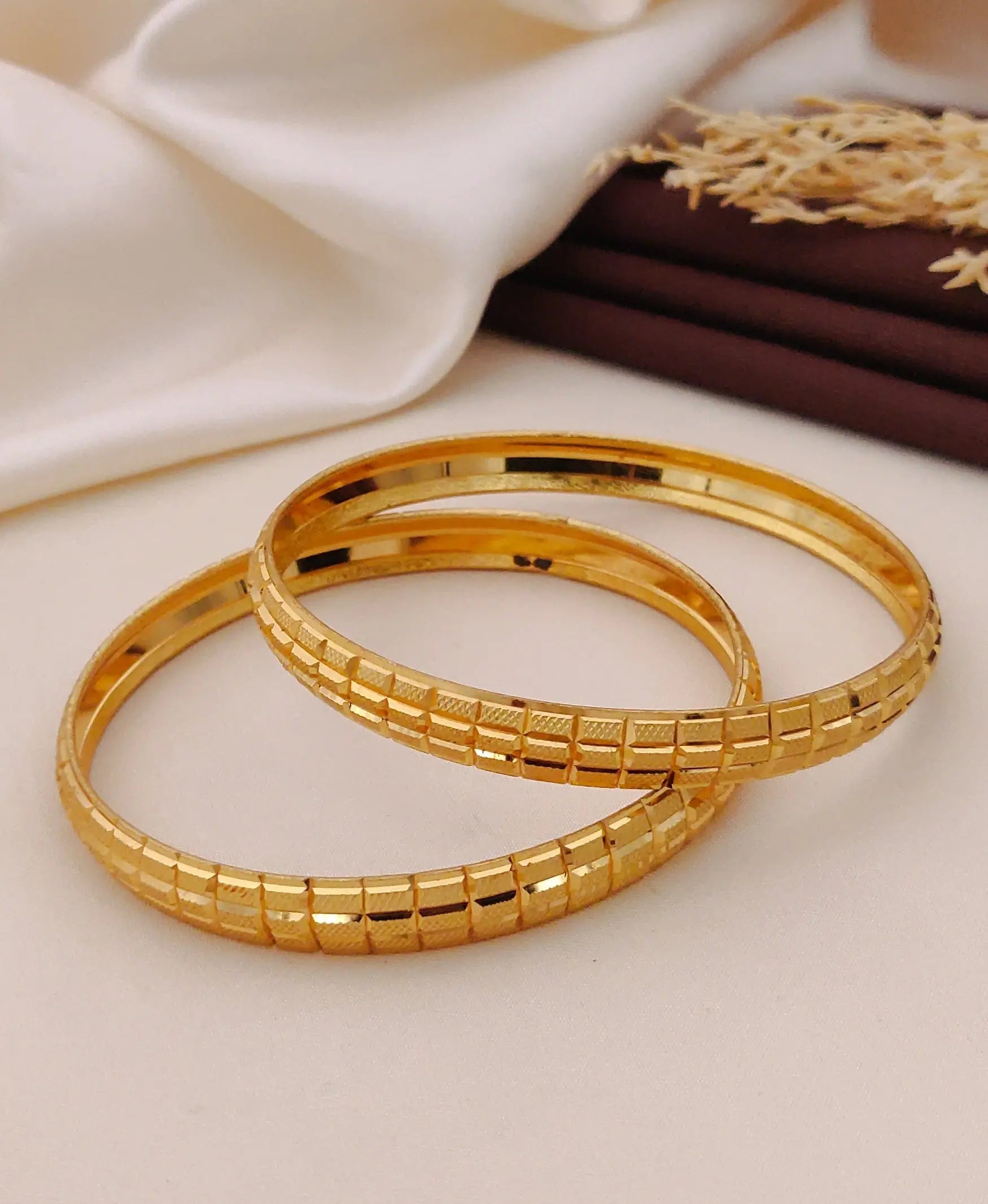 Meera Golden Bangle Aureva